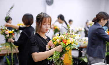 四川时代花木职业学校2024年收费标准