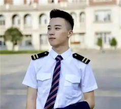 成都空少专业初中毕业能上吗