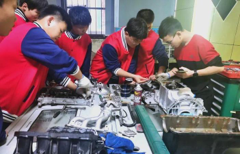 2024年合肥汽车机械技术学校开设的专业有哪些