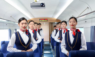 云南2025年女生上铁路学校学什么好