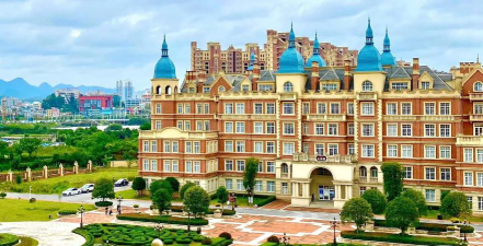 贵州黔南科技学院VS淮阴师范学院哪个实力更强[2025年最新更新]