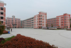 六安霍邱中学怎么样