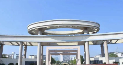湖南理工学院南湖学院VS中北大学哪个实力更强
