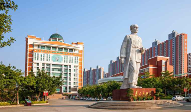泉州医学高等专科学校是公办专科吗