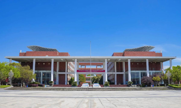 江西交通职业技术学院是本科吗