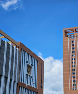 广西建设职业技术学院是985大学吗