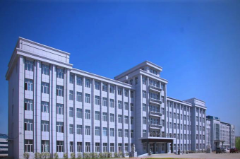 鹤岗师范高等专科学校在哪里