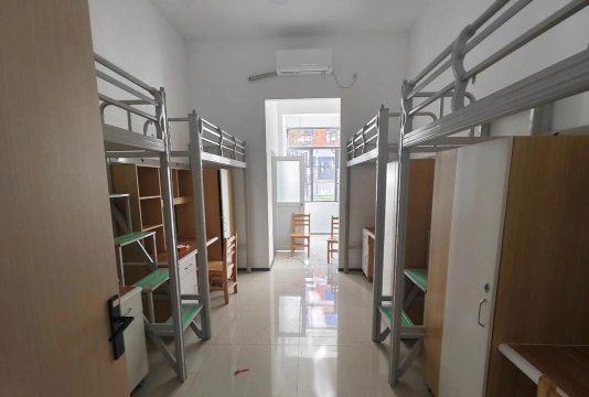 湖北医药学院药护学院女生多吗