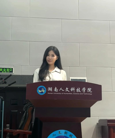 湖南人文科技学院女生多吗