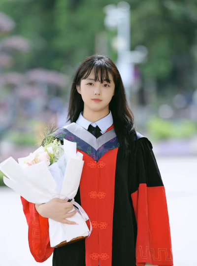 吉首大学女生多吗