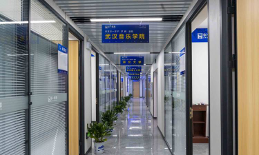 武汉市汉阳区艺智能培训学校有限公司环境
