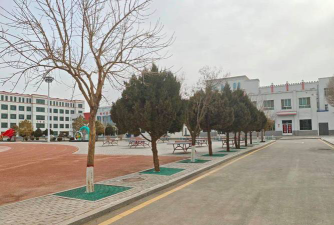 金塔县三合中学环境