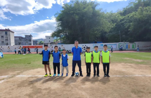 洽水镇中心小学环境