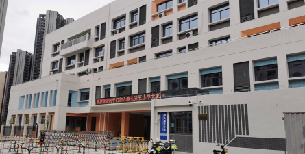 惠州爱丁宝小学环境