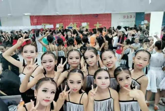 西双版纳馨合舞美艺术培训有限公司环境