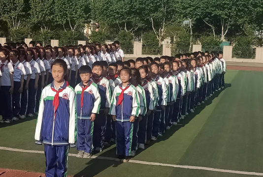 雪枫太山庙小学环境