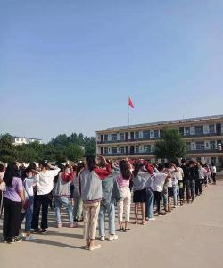 项城市王明口镇中心小学环境