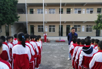 遂溪县遂城镇边塘小学环境