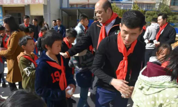 寻甸县联合乡中心完小环境