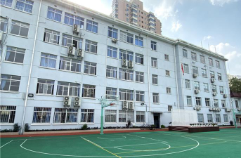上海市敬业初级中学环境