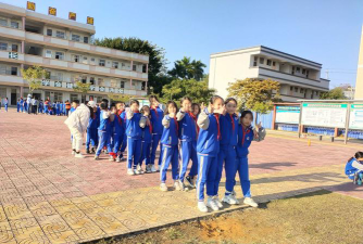 海丰县黄羌镇中心小学环境