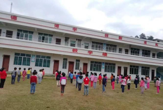 信宜市洪冠镇楼垌小学环境