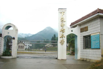 建德市下包中心小学环境