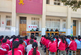 隆阳区蒲缥镇小学环境