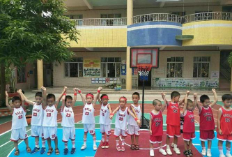 电白县新湖艺术幼儿园环境