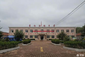 正宁县苟仁初级中学环境