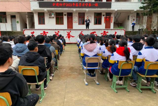 安岳县乾龙乡九义校环境