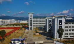 新前小学环境