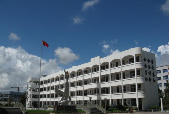 箬横镇镇北小学环境