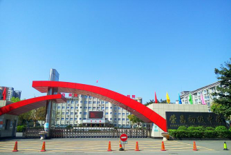 荣昌初级中学环境
