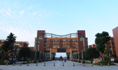四川省温江中学环境