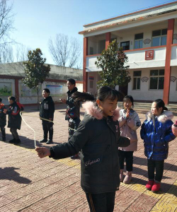 汤陵刘营小学环境