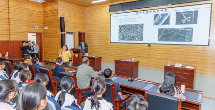 富民县第一中学环境