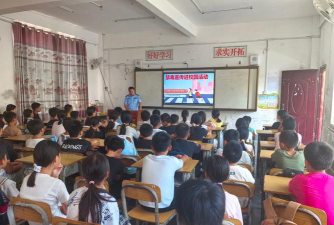 巴马瑶族自治县百林乡初级中学环境