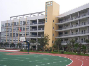 成都市第四十三中学环境