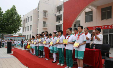 平阴县孝直小学第一中心校环境