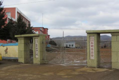 柳河县红石镇和平中学环境