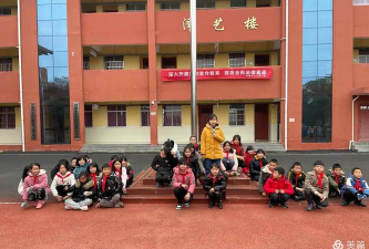 红湖中心小学环境
