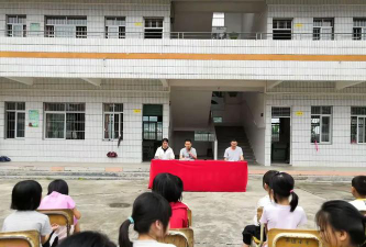 阳春市八甲镇乔连小学湾肚分校环境