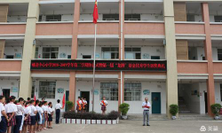 赣州经济技术开发区蟠龙中心小学环境