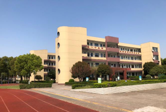 余姚市朗霞初级中学环境