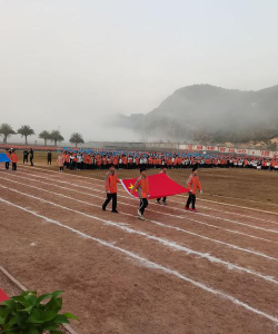 大化县民族中学环境