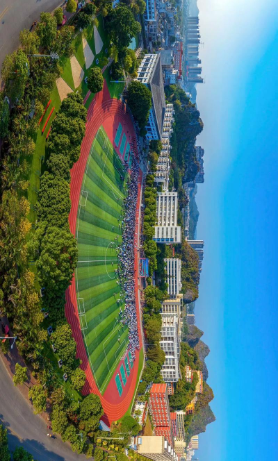 广西灵山县灵山中学环境