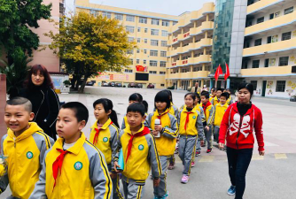 于都县第三小学环境
