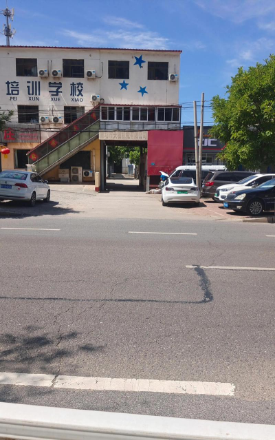 廊坊市广阳区景鹏培训学校有限公司环境