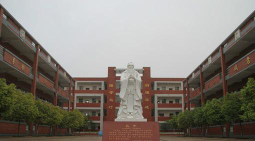 兴国县潋江明德小学环境